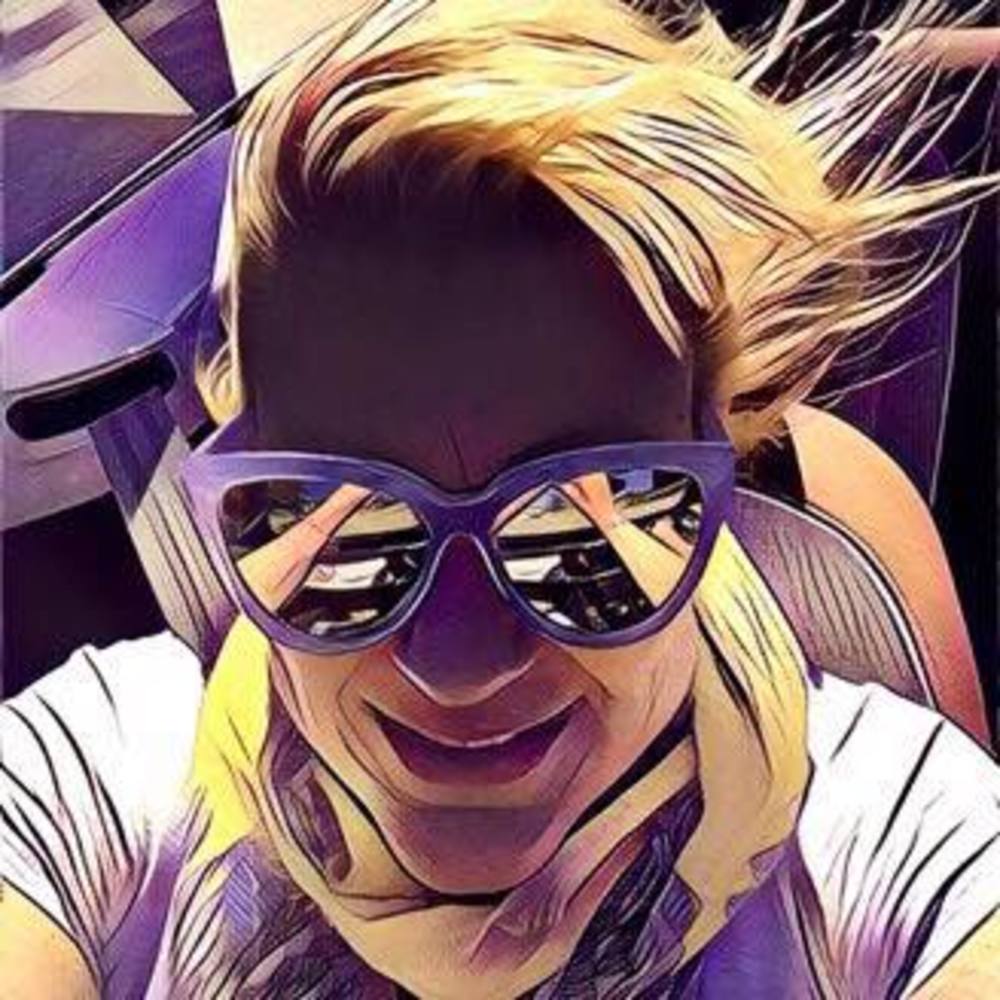 Meet your Posher, Cindy